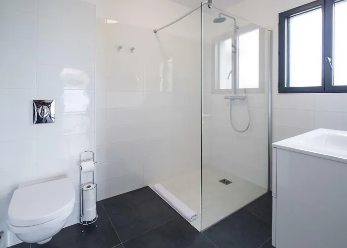 Petradoru Daire LʼÎle-Rousse