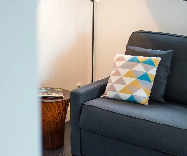 Petradoru * LʼÎle-Rousse